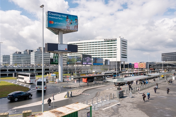 Multimodale knoop Schiphol