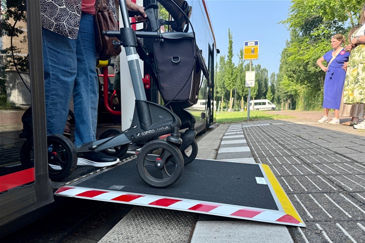 Zeker op Weg: Weer vertrouwd raken met het openbaar vervoer