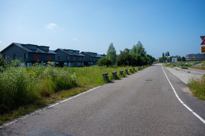 Een bushalte wordt naar de Faunalaan verplaatst.