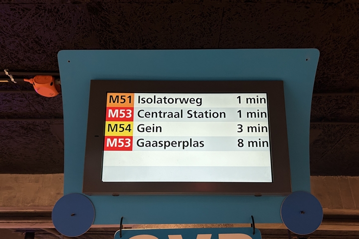 Nieuwe techniek voor reisinformatieborden