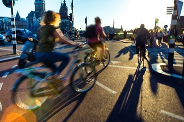 Proef elektrische fietsen voor sociale huurders op Strandeiland en Centrumeiland