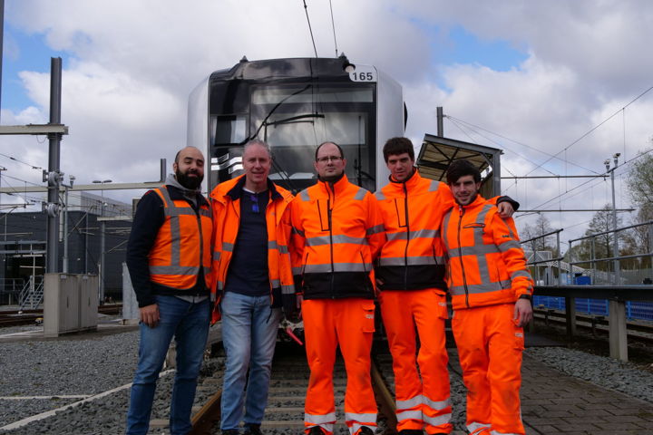 Het testteam in Diemen. Van links naar rechts: Abdelaziz Annali, David van de Pest, Viktor Sipos, Iñigo Larrañaga Beltrán, Mattia Rizzo