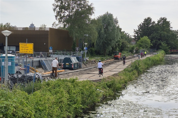Een veilige en snelle fietsroute langs de Ooster Ringdijk