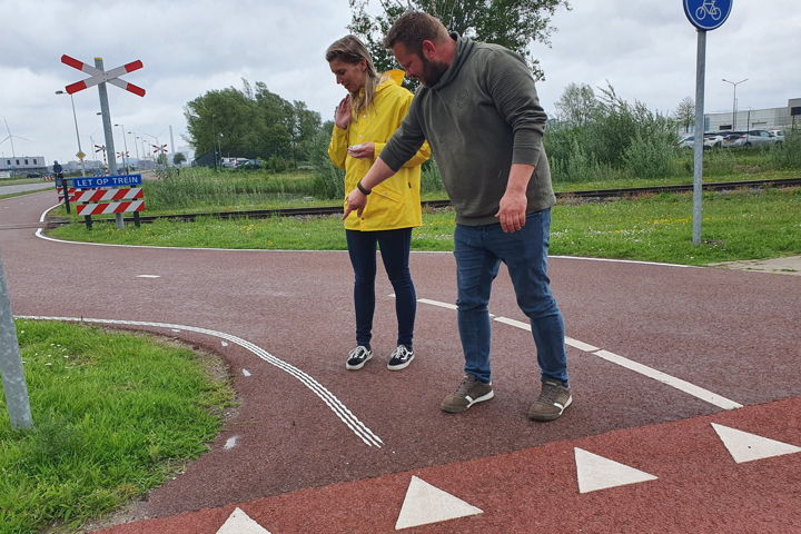 Kantmarkering en haaientanden om de fietspaden in het Havengebied veiliger te maken,