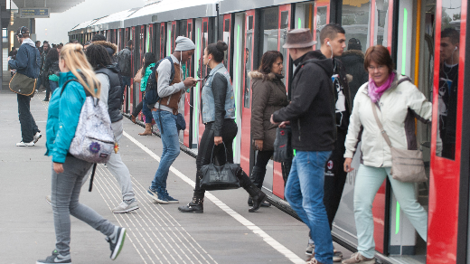 Immoraliteit Uiterlijk hoek Tarieven openbaar vervoer stijgen met 2,1 procent in 2022 - Vervoerregio  Amsterdam