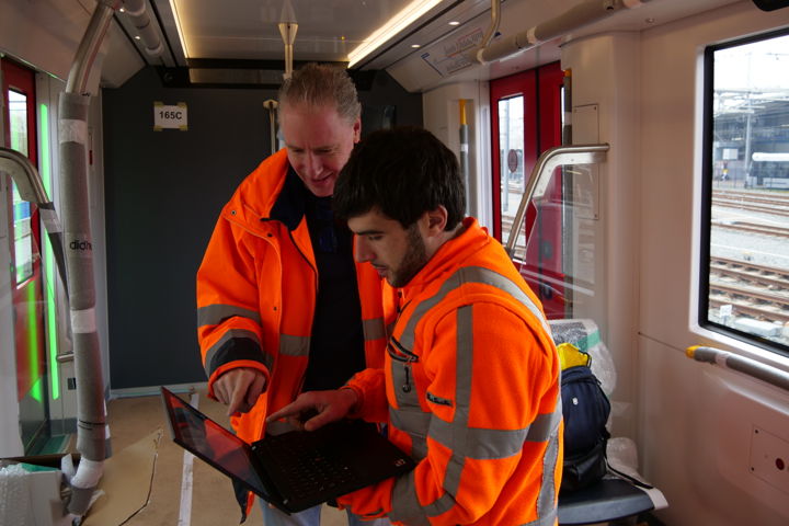 De audio van de nieuwe M7-metro testen is complex