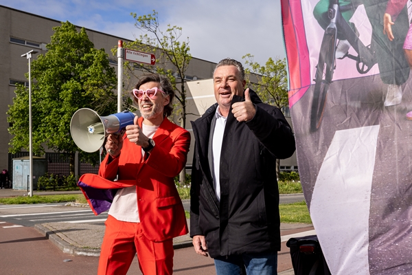 Liefdevolle complimenten maken het verkeer veiliger